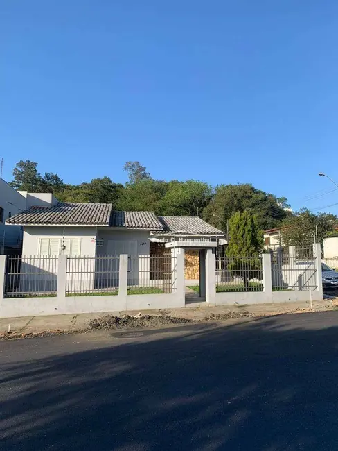 Foto 1 de Casa com 3 quartos à venda, 435m2 em Urussanguinha, Ararangua - SC