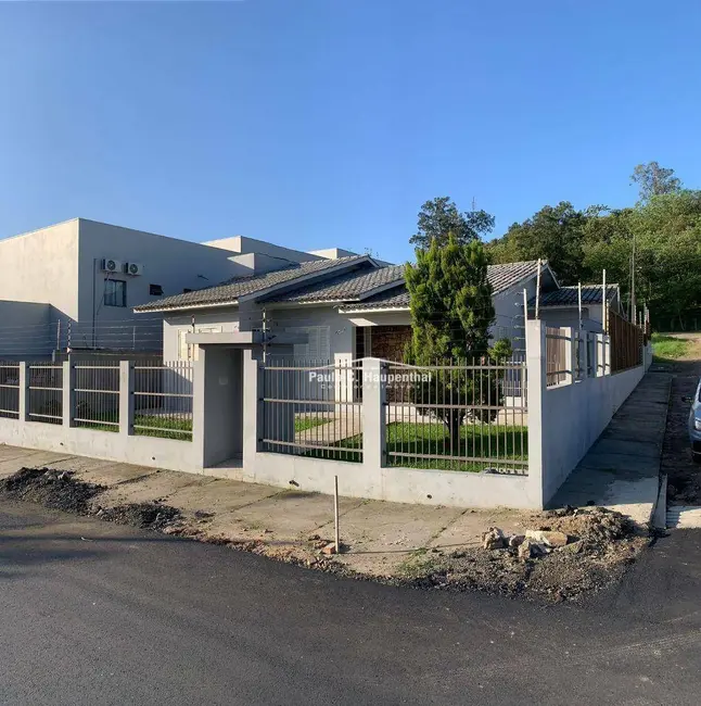 Foto 3 de Casa com 3 quartos à venda, 435m2 em Urussanguinha, Ararangua - SC