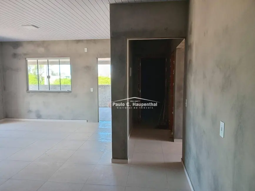 Foto 4 de Casa com 3 quartos à venda, 300m2 em Balneario Arroio Do Silva - SC