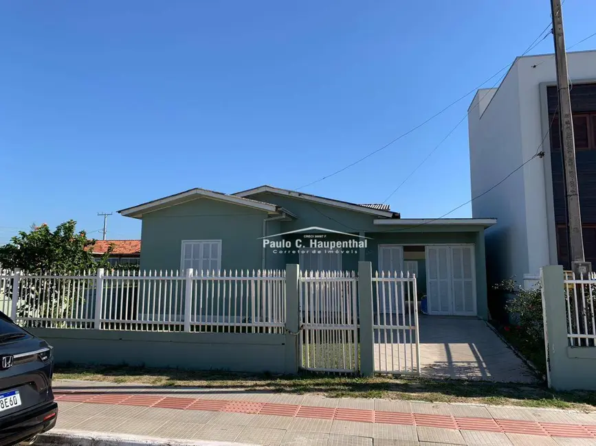 Foto 2 de Casa com 5 quartos à venda, 330m2 em Centro, Balneario Arroio Do Silva - SC