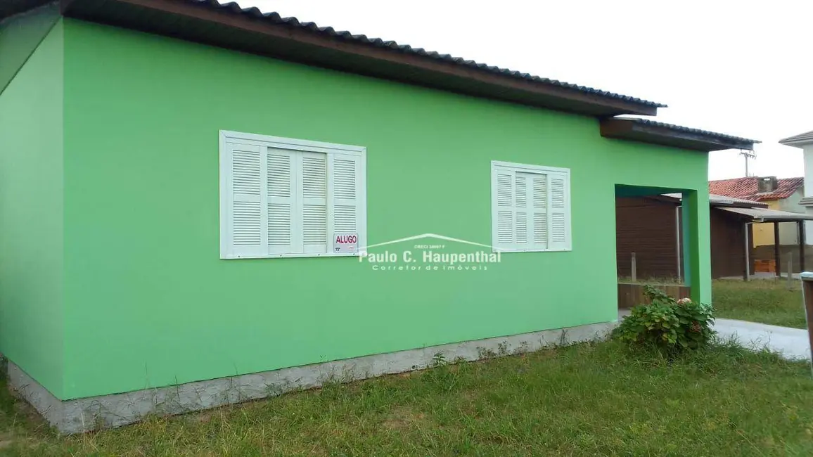 Foto 2 de Casa com 3 quartos à venda, 300m2 em Balneario Arroio Do Silva - SC