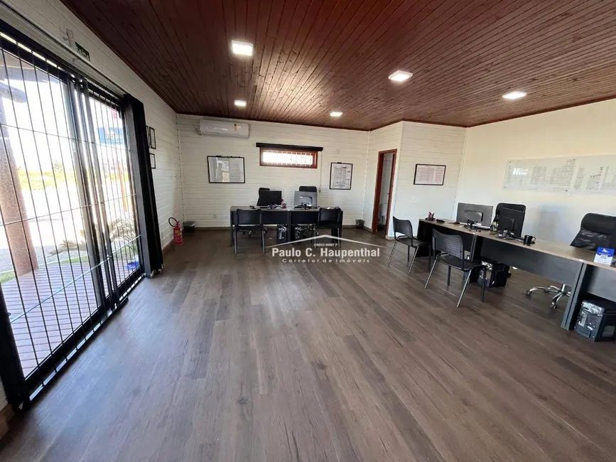 Foto 6 de Loja à venda, 300m2 em Centro, Balneario Arroio Do Silva - SC