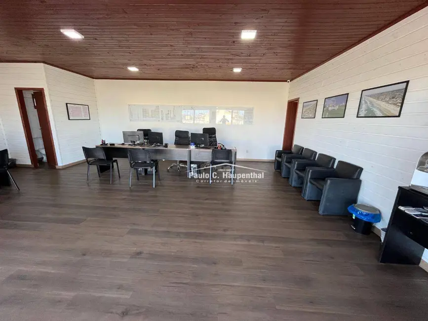 Foto 5 de Loja à venda, 300m2 em Centro, Balneario Arroio Do Silva - SC