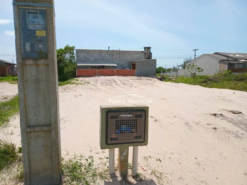 Foto 4 de Terreno / Lote à venda, 300m2 em Balneario Arroio Do Silva - SC
