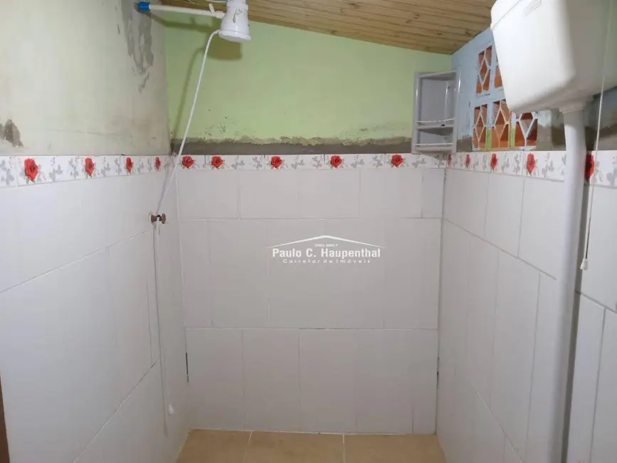 Foto 8 de Casa com 3 quartos à venda, 300m2 em Balneario Arroio Do Silva - SC