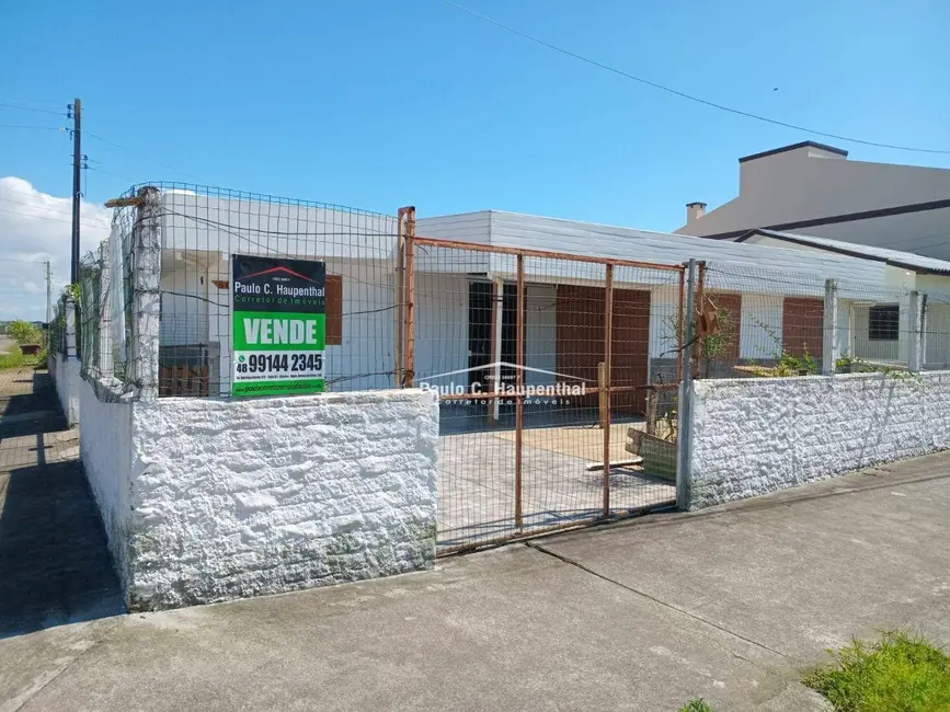 Foto 2 de Casa com 4 quartos à venda, 180m2 em Centro, Balneario Arroio Do Silva - SC