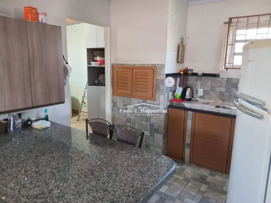 Foto 6 de Casa com 4 quartos à venda, 180m2 em Centro, Balneario Arroio Do Silva - SC