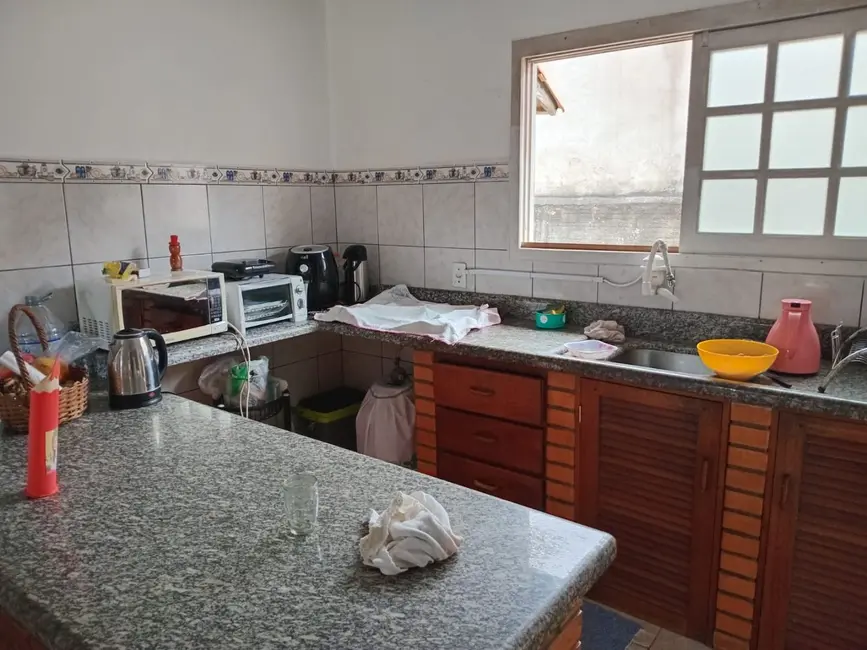 Casa com 3 quartos à venda, 315m2 em Centro, Balneario Arroio Do Silva - SC - imagem 4 Foto 4 de Casa com 3 quartos à venda, 315m2 em Centro, Balneario Arroio Do Silva - SC