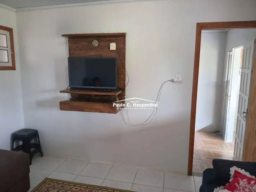 Casa com 3 quartos à venda e para alugar, 315m2 em Centro, Balneario Arroio Do Silva - SC - imagem 6 Foto 6 de Casa com 3 quartos à venda e para alugar, 315m2 em Centro, Balneario Arroio Do Silva - SC