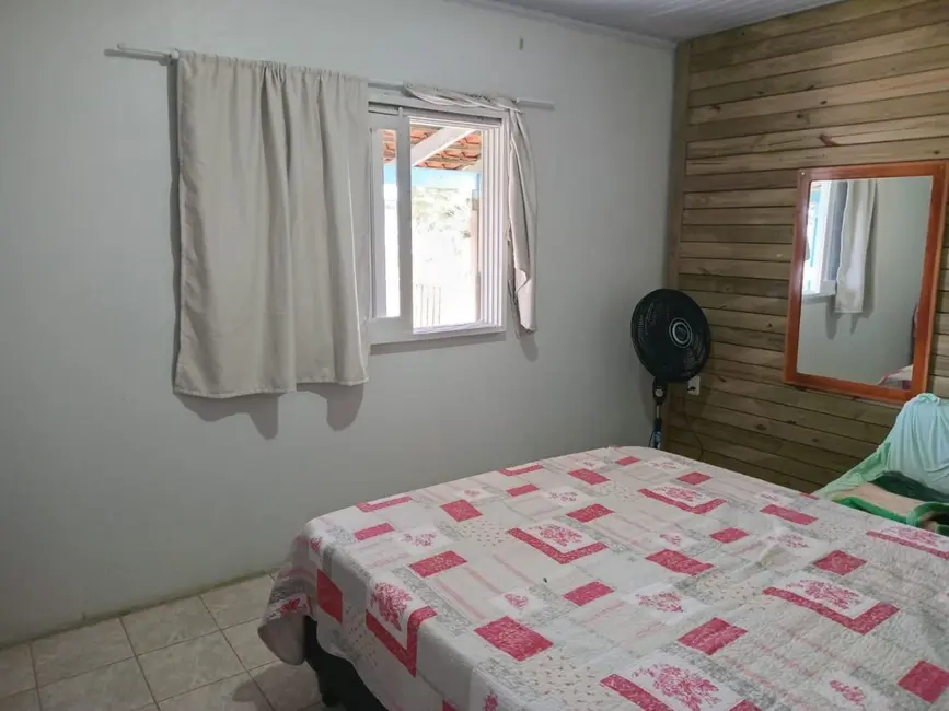 Casa com 3 quartos à venda, 315m2 em Centro, Balneario Arroio Do Silva - SC - imagem 9 Foto 9 de Casa com 3 quartos à venda, 315m2 em Centro, Balneario Arroio Do Silva - SC