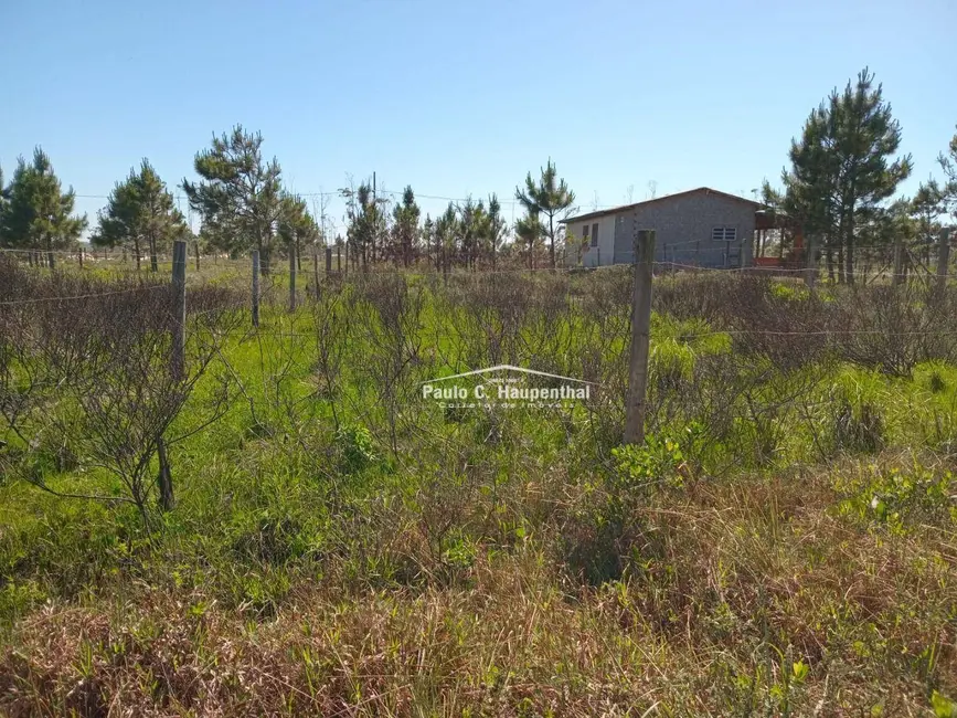 Foto 1 de Terreno / Lote à venda, 300m2 em Balneario Arroio Do Silva - SC