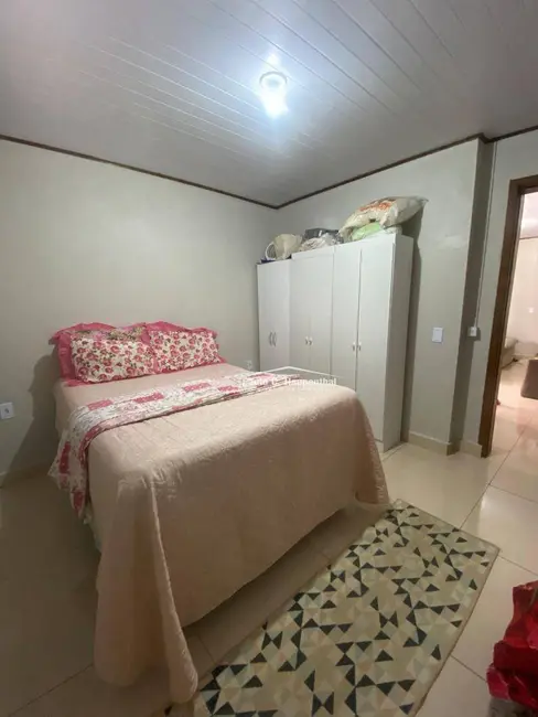 Foto 9 de Casa com 3 quartos à venda, 300m2 em Balneario Arroio Do Silva - SC