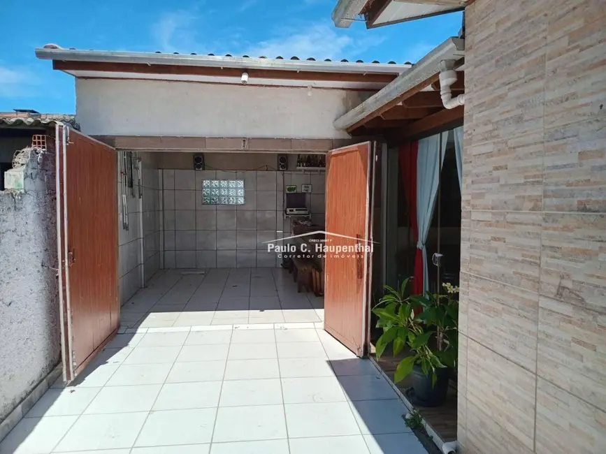 Foto 3 de Casa com 3 quartos à venda, 300m2 em Balneario Arroio Do Silva - SC