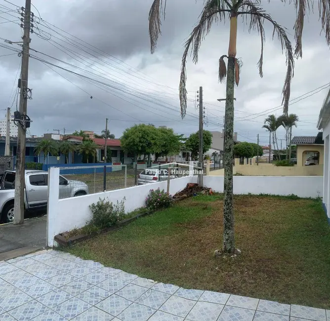 Foto 3 de Casa com 6 quartos à venda, 360m2 em Centro, Balneario Arroio Do Silva - SC