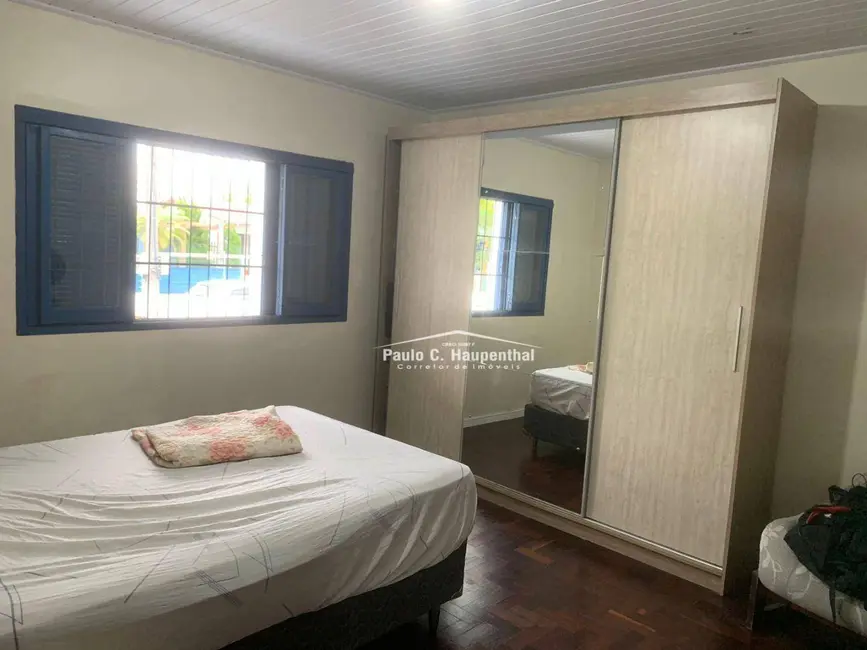 Foto 8 de Casa com 6 quartos à venda, 360m2 em Centro, Balneario Arroio Do Silva - SC
