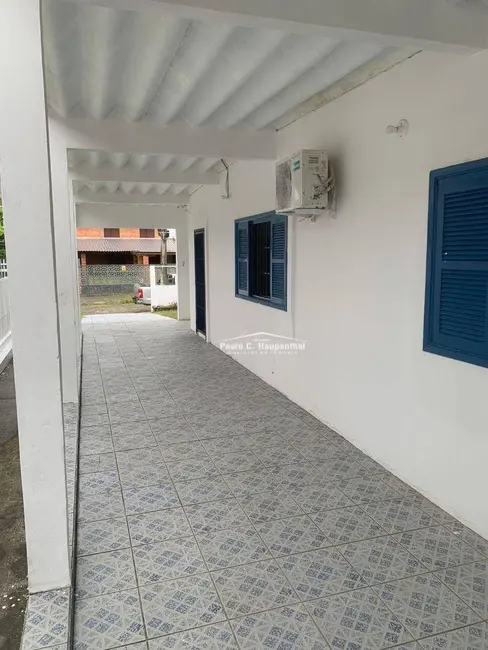 Foto 5 de Casa com 6 quartos à venda, 360m2 em Centro, Balneario Arroio Do Silva - SC