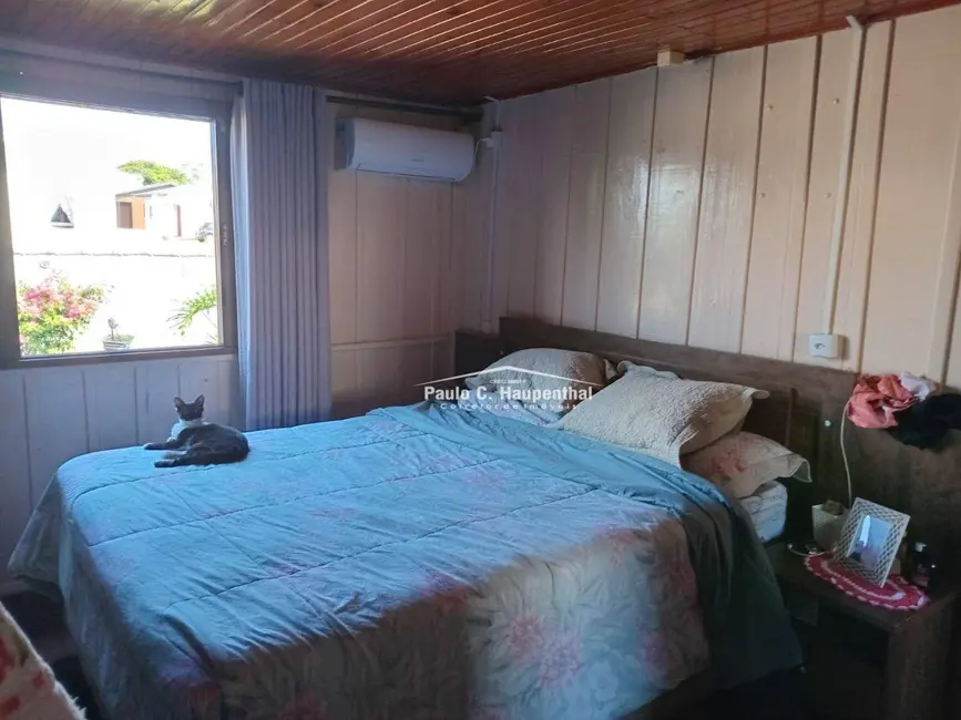 Casa com 4 quartos à venda, 490m2 em Coloninha, Ararangua - SC - imagem 7 Foto 7 de Casa com 4 quartos à venda, 490m2 em Coloninha, Ararangua - SC