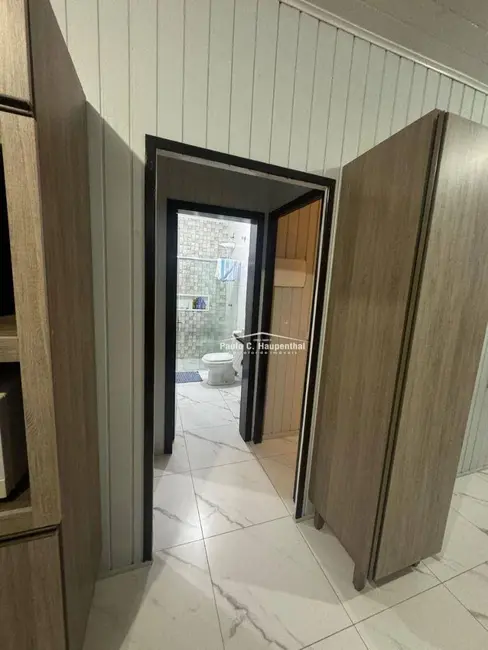 Casa com 2 quartos à venda, 300m2 em Balneario Arroio Do Silva - SC - imagem 5 Foto 5 de Casa com 2 quartos à venda, 300m2 em Balneario Arroio Do Silva - SC