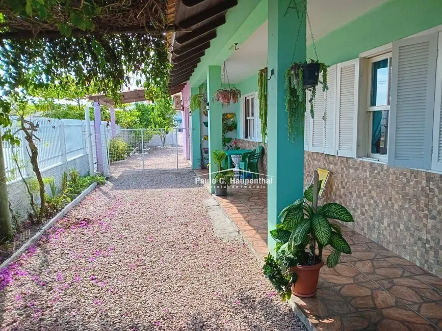 Foto 4 de Casa com 4 quartos à venda, 390m2 em Centro, Balneario Arroio Do Silva - SC