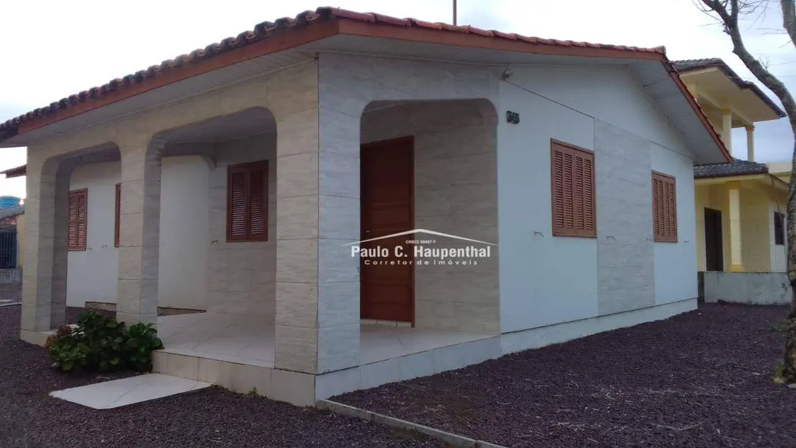 Foto 1 de Casa com 2 quartos à venda, 300m2 em Balneario Arroio Do Silva - SC