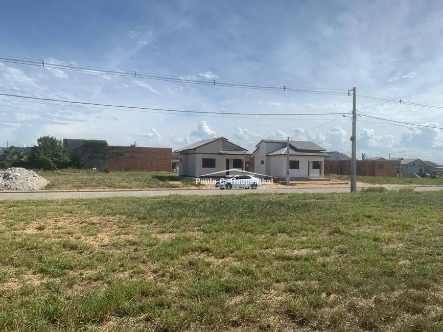 Foto 1 de Terreno / Lote à venda, 336m2 em Ararangua - SC