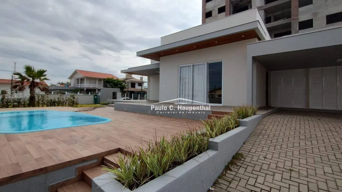 Foto 2 de Casa com 4 quartos à venda, 780m2 em Balneario Arroio Do Silva - SC