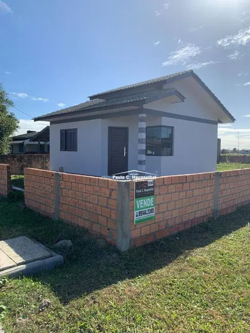 Foto 1 de Casa com 1 quarto à venda, 336m2 em Balneario Arroio Do Silva - SC