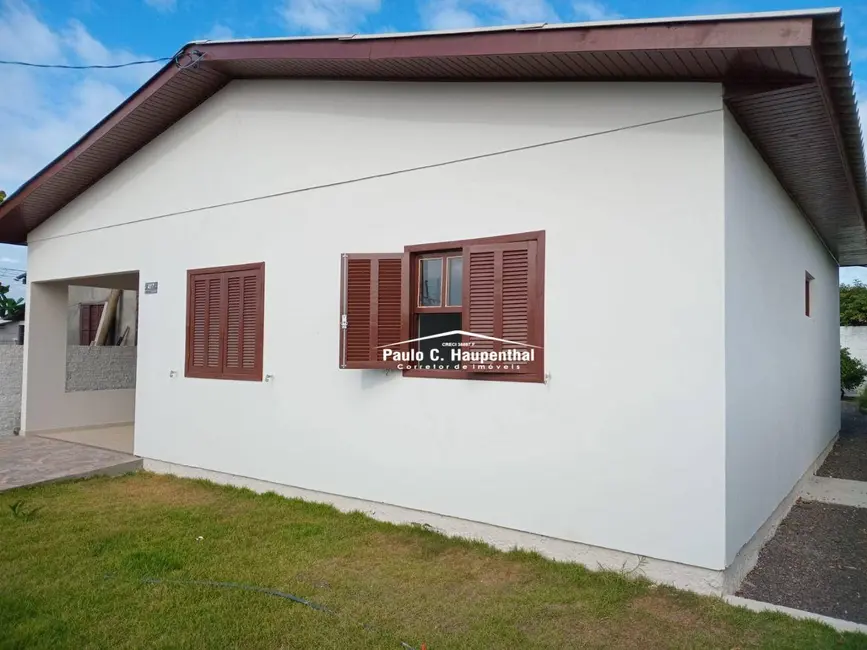 Foto 1 de Casa com 4 quartos à venda, 300m2 em Balneario Arroio Do Silva - SC