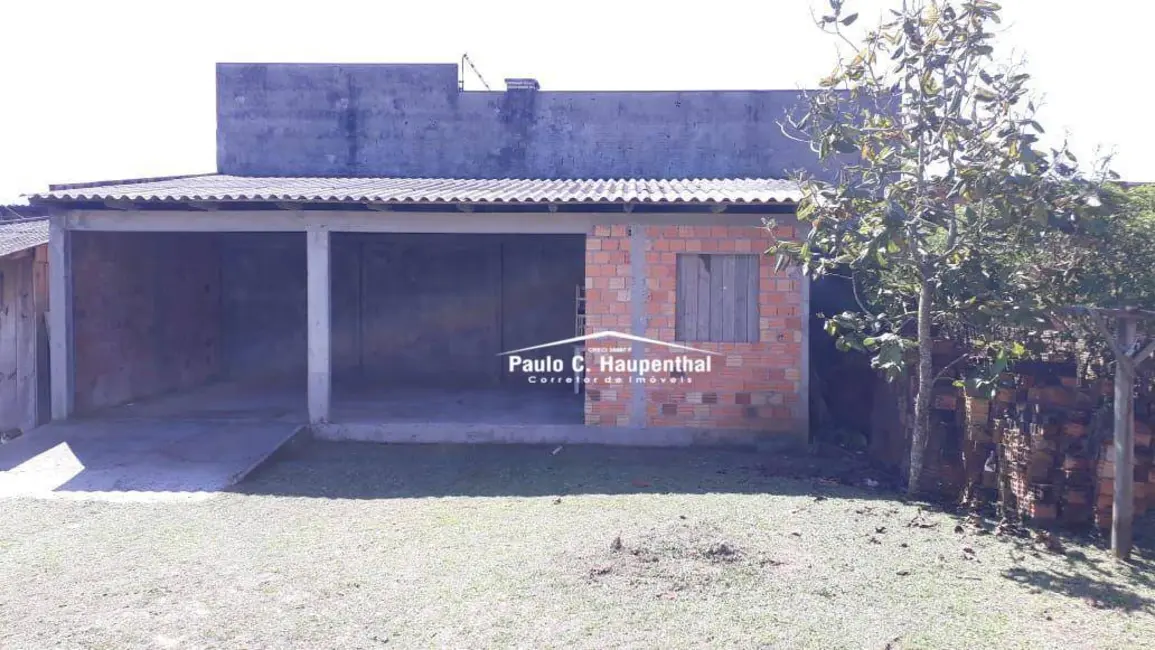 Casa com 2 quartos à venda, 360m2 em Morro dos Conventos, Ararangua - SC - imagem 9 Foto 9 de Casa com 2 quartos à venda, 360m2 em Morro dos Conventos, Ararangua - SC