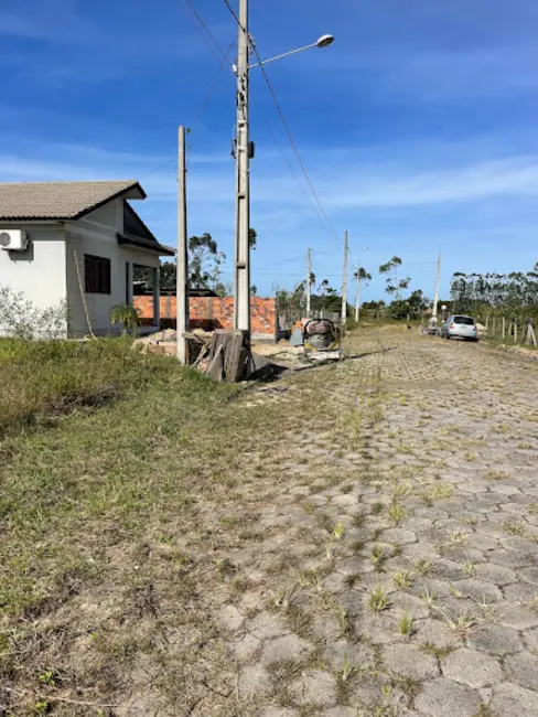 Terreno / Lote à venda, 300m2 em Ararangua - SC - imagem 3 Foto 3 de Terreno / Lote à venda, 300m2 em Ararangua - SC