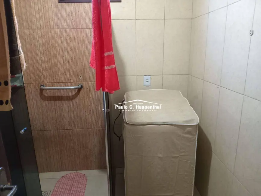 Foto 9 de Casa com 2 quartos à venda, 300m2 em Balneario Arroio Do Silva - SC