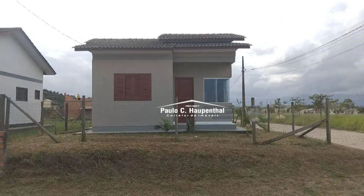 Foto 1 de Casa com 2 quartos à venda, 300m2 em Ararangua - SC