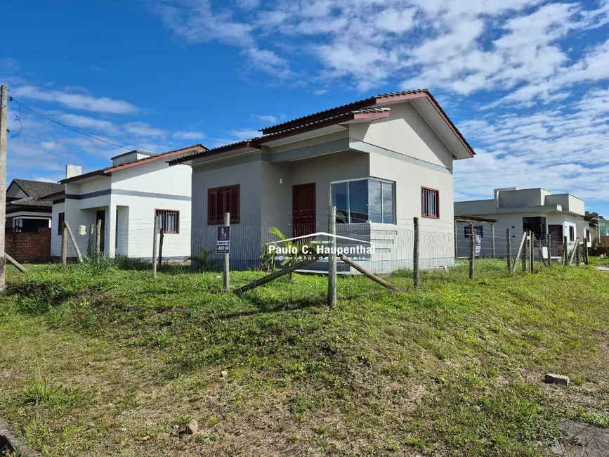 Foto 1 de Casa com 2 quartos à venda, 300m2 em Ararangua - SC