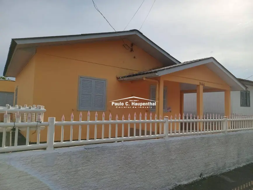 Foto 3 de Casa com 3 quartos à venda, 325m2 em Balneario Arroio Do Silva - SC