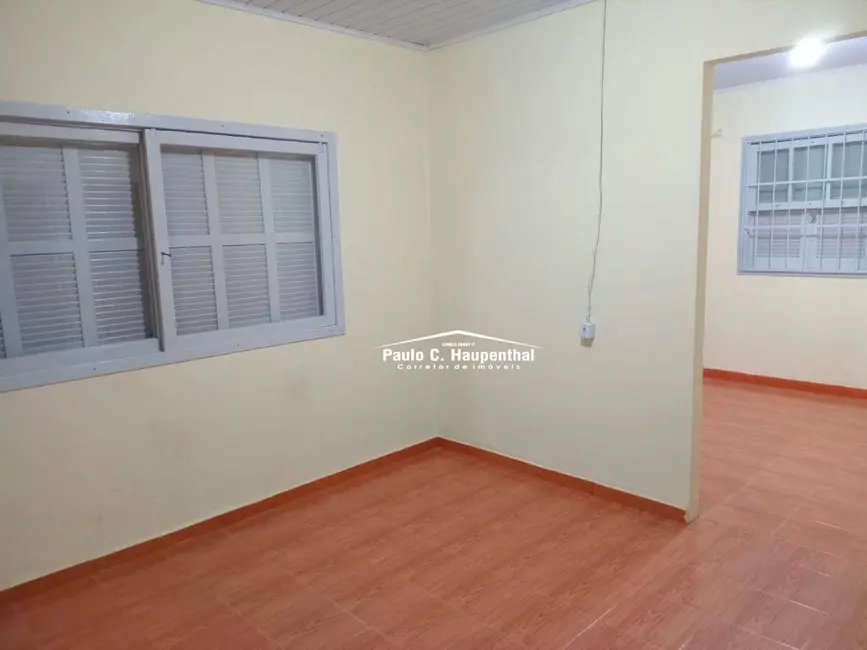 Foto 8 de Casa com 3 quartos à venda, 325m2 em Balneario Arroio Do Silva - SC