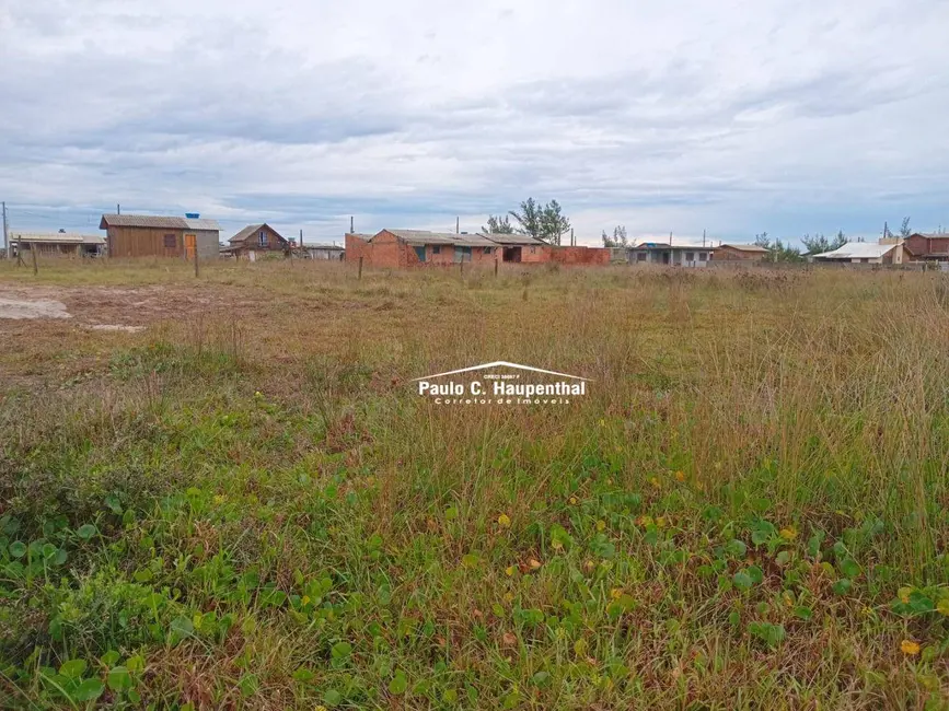 Foto 2 de Terreno / Lote à venda, 390m2 em Balneario Arroio Do Silva - SC
