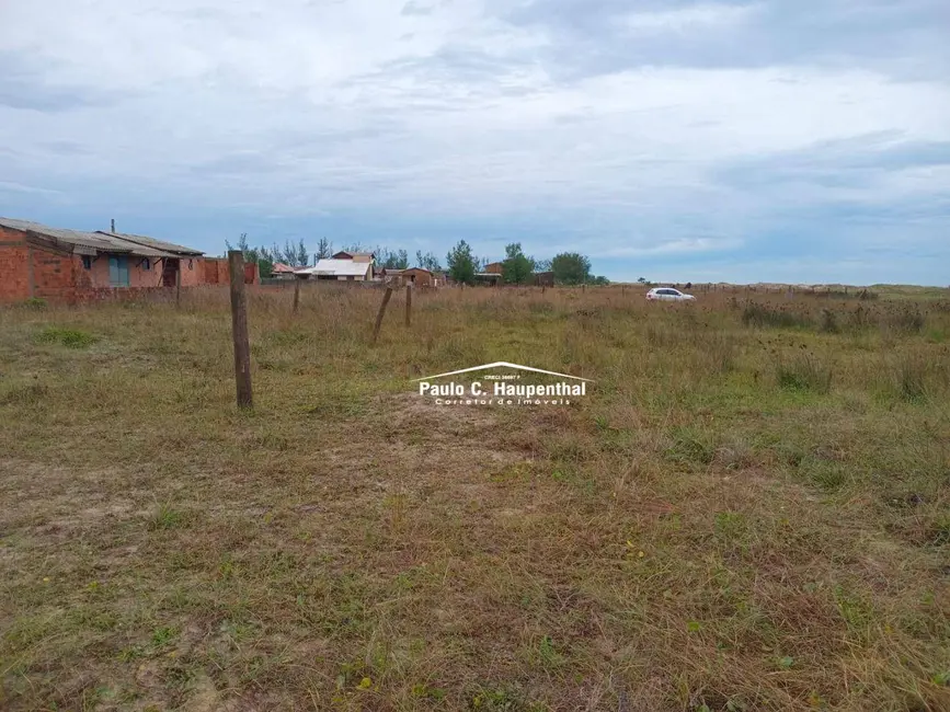 Foto 4 de Terreno / Lote à venda, 390m2 em Balneario Arroio Do Silva - SC