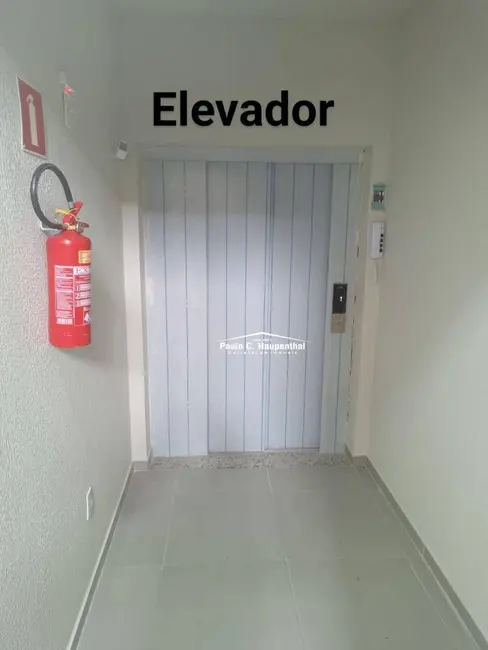 Foto 2 de Apartamento com 2 quartos à venda, 44m2 em Lagoão, Ararangua - SC