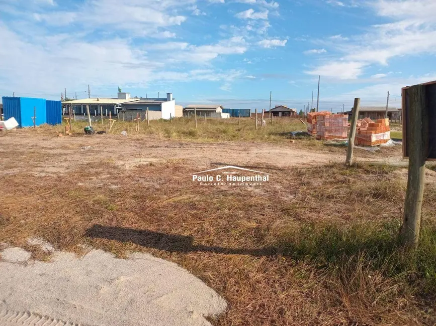 Foto 2 de Terreno / Lote à venda, 384m2 em Balneario Arroio Do Silva - SC