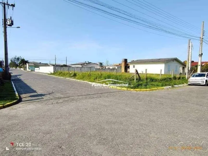 Foto 2 de Terreno / Lote à venda, 300m2 em Balneario Arroio Do Silva - SC