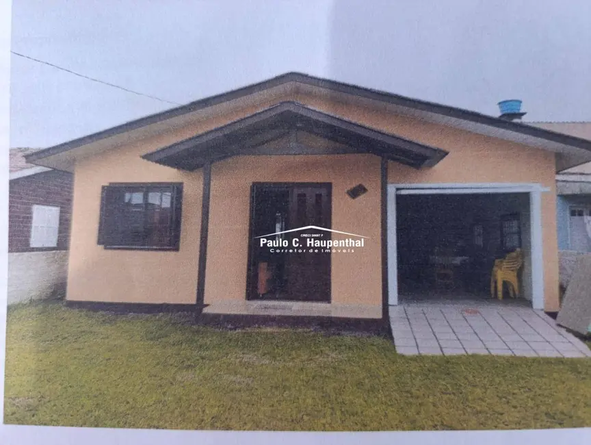 Casa com 3 quartos à venda e para alugar, 360m2 em Centro, Balneario Arroio Do Silva - SC - imagem 2 Foto 2 de Casa com 3 quartos à venda e para alugar, 360m2 em Centro, Balneario Arroio Do Silva - SC