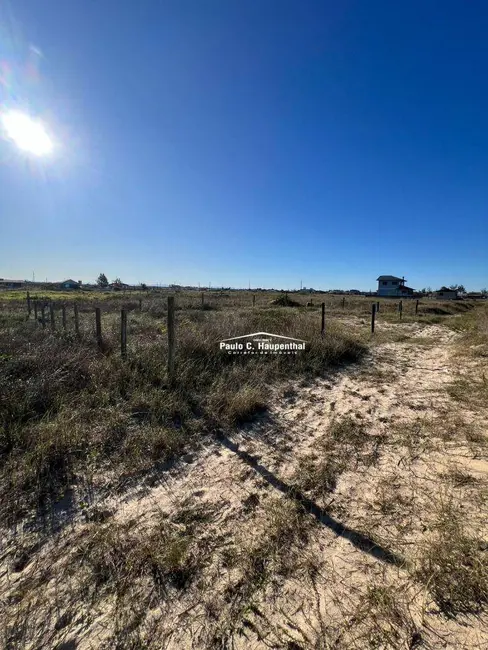 Foto 5 de Terreno / Lote à venda, 338m2 em Balneario Arroio Do Silva - SC