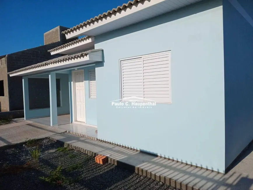 Foto 2 de Casa com 2 quartos à venda, 300m2 em Balneario Arroio Do Silva - SC