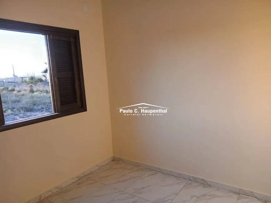 Foto 4 de Casa com 2 quartos à venda, 300m2 em Balneario Arroio Do Silva - SC