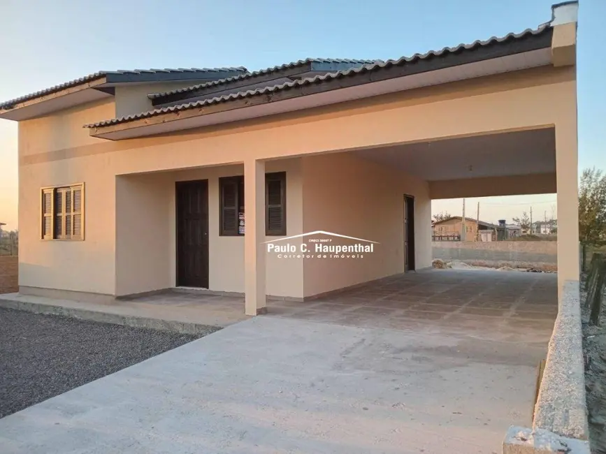 Foto 1 de Casa com 2 quartos à venda, 300m2 em Balneario Arroio Do Silva - SC