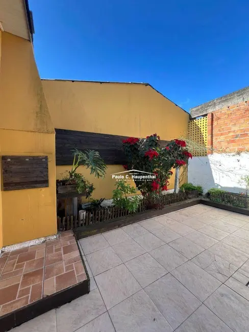 Casa com 3 quartos à venda, 336m2 em Urussanguinha, Ararangua - SC - imagem 5 Foto 5 de Casa com 3 quartos à venda, 336m2 em Urussanguinha, Ararangua - SC