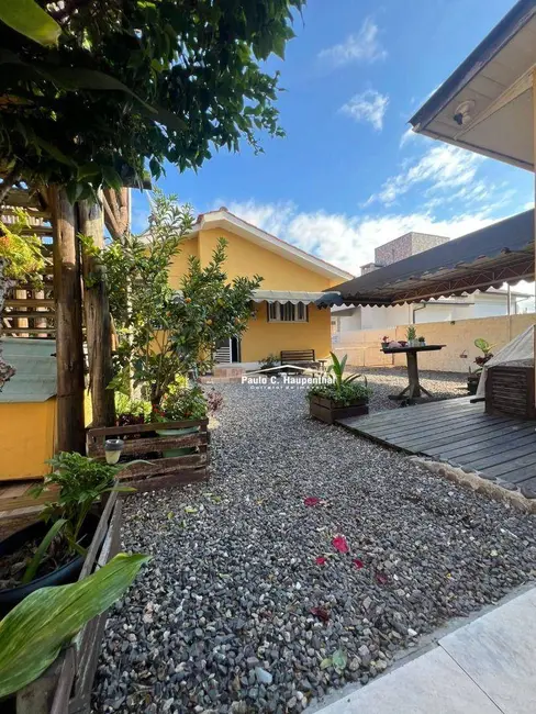 Casa com 3 quartos à venda, 336m2 em Urussanguinha, Ararangua - SC - imagem 4 Foto 4 de Casa com 3 quartos à venda, 336m2 em Urussanguinha, Ararangua - SC