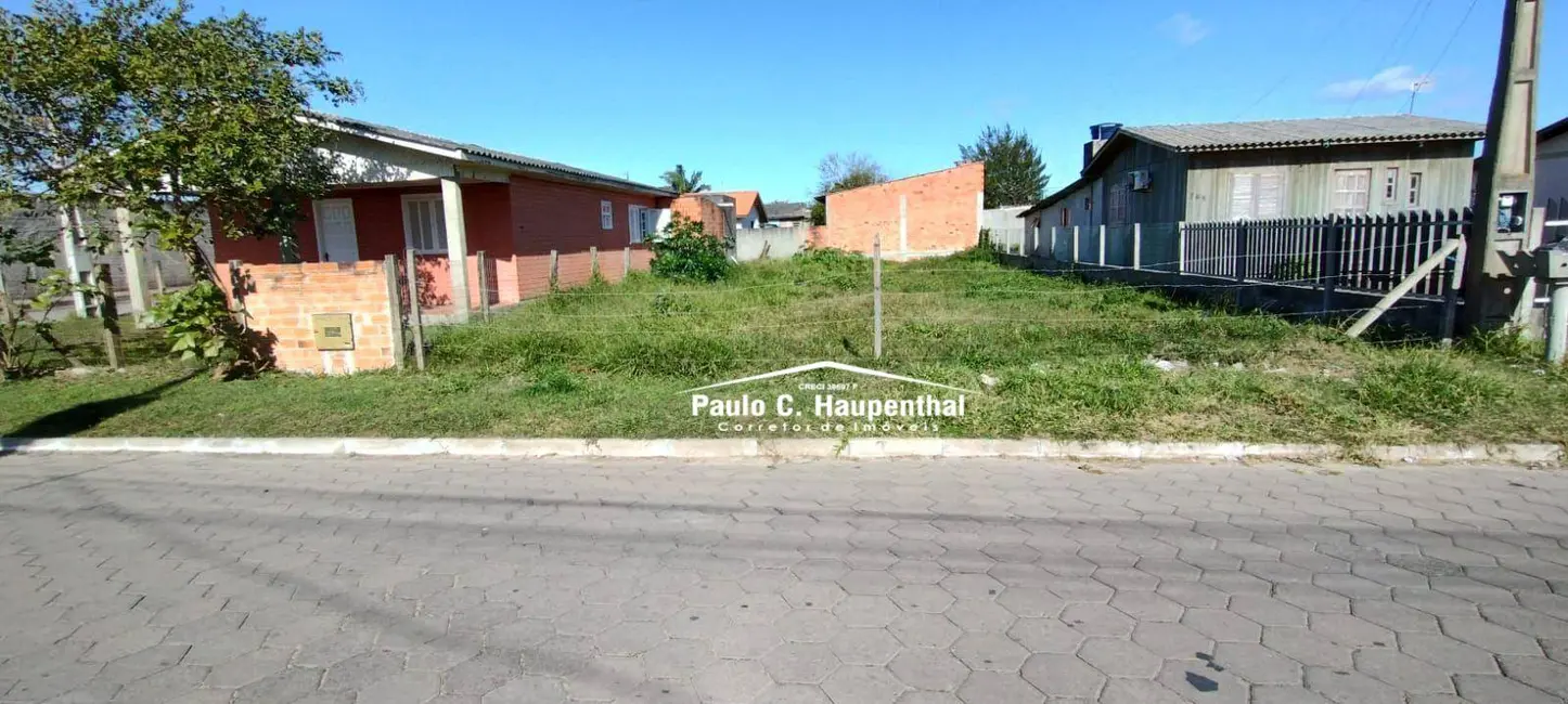 Foto 3 de Terreno / Lote à venda, 336m2 em Balneario Arroio Do Silva - SC