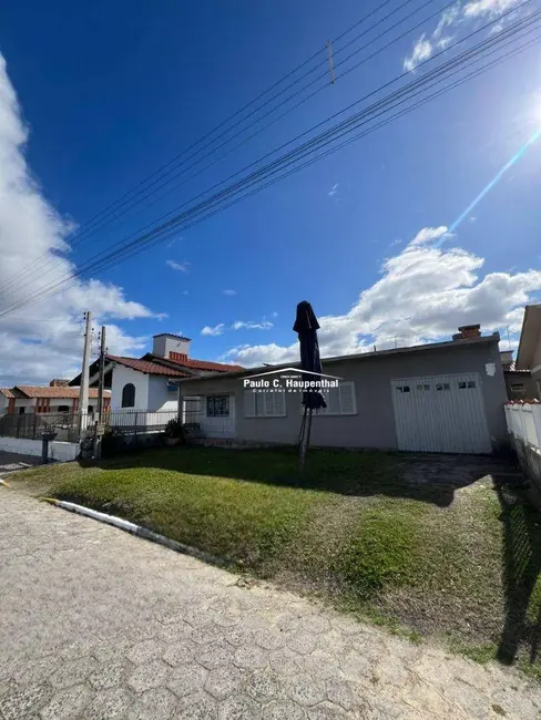 Foto 3 de Casa com 5 quartos à venda, 247m2 em Centro, Balneario Arroio Do Silva - SC