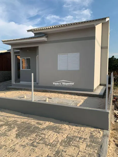 Foto 3 de Casa com 2 quartos à venda, 225m2 em Balneario Arroio Do Silva - SC